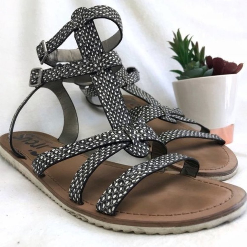 Circus by San Elderman Snakeskin printed Sandals - Picture 1 of 5